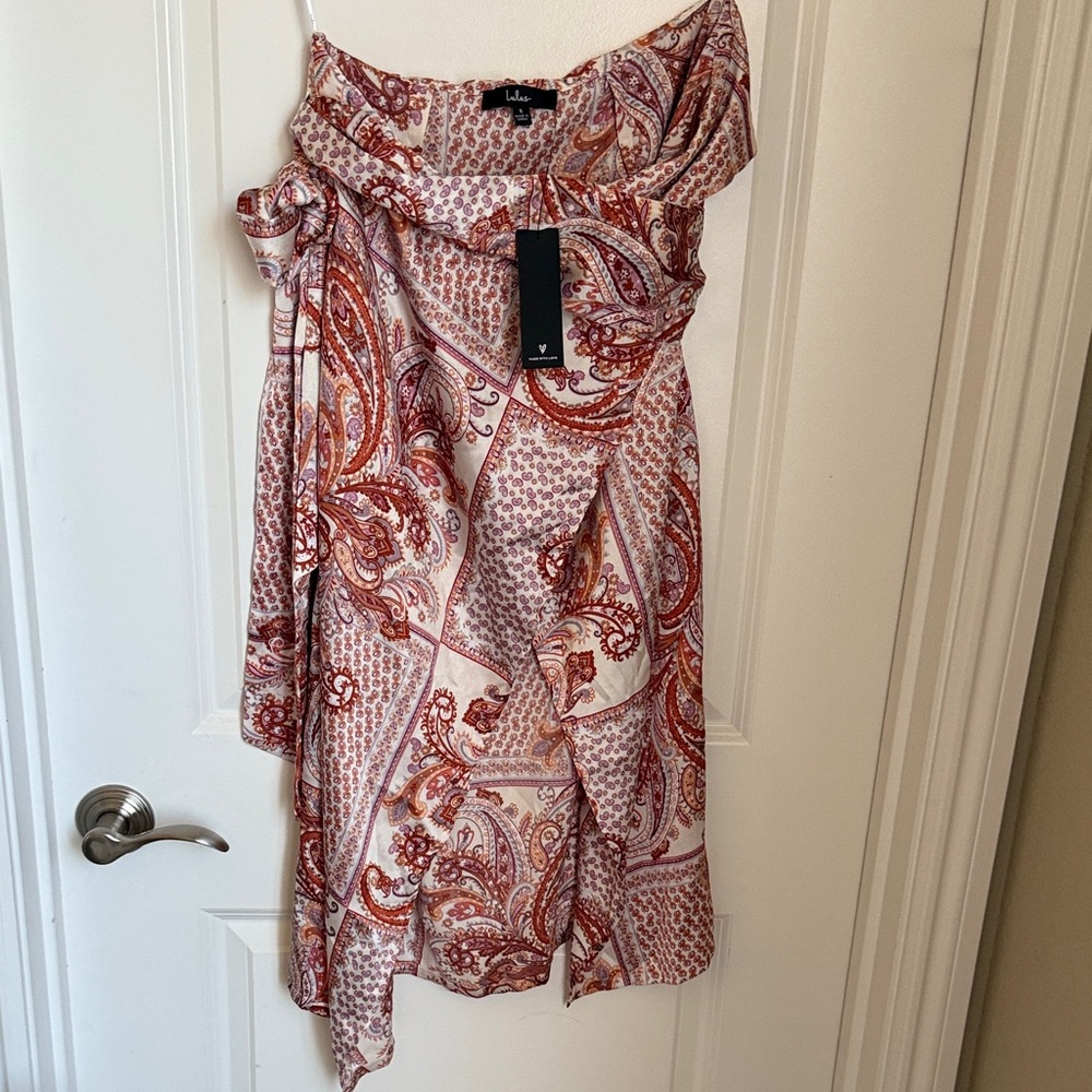 Lulus Paisley Print wrap skirt